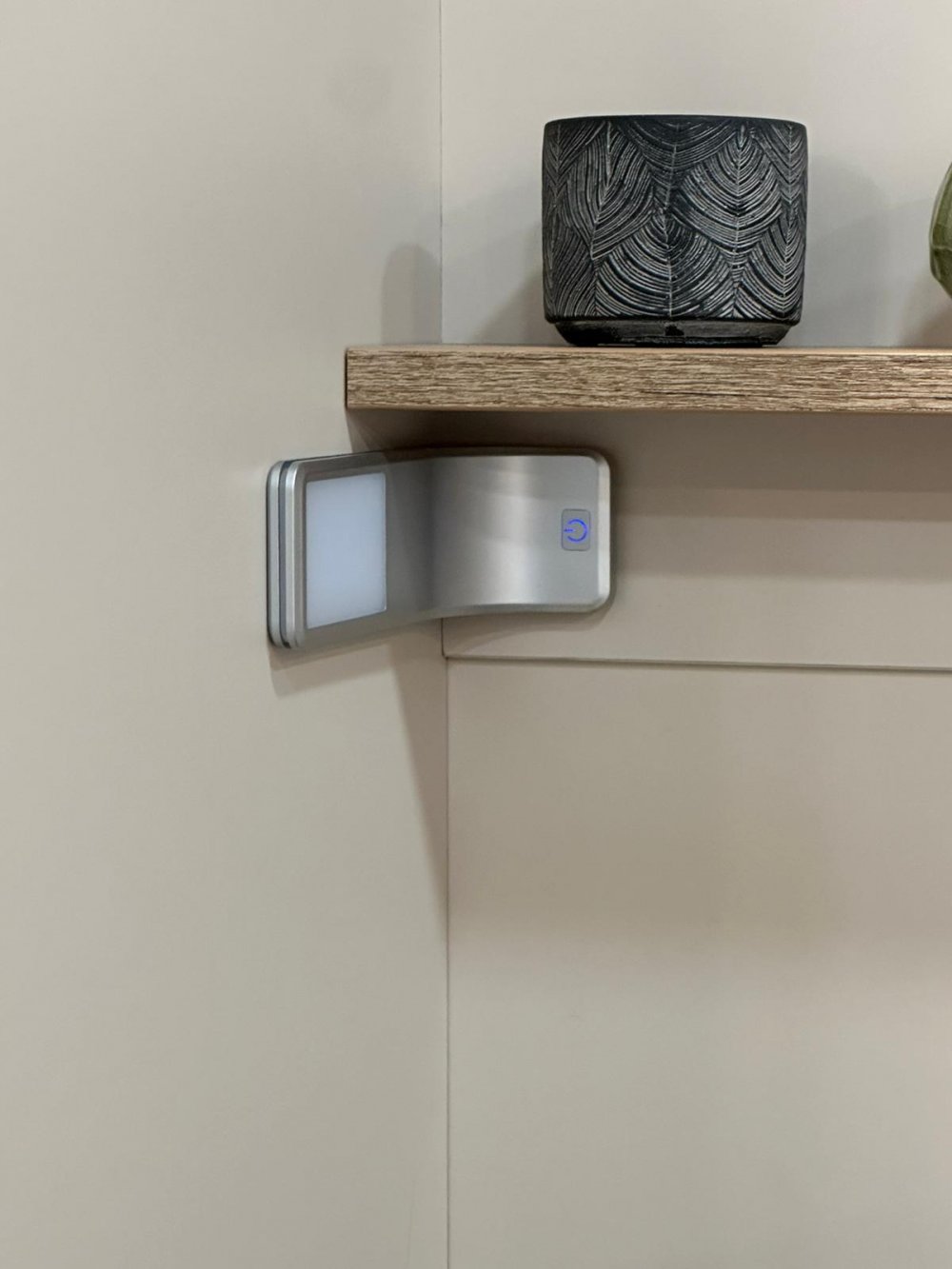 Lit escamotable canapé ARLITEC LIT COFFRE 140 avec surmeuble et colonne chevet hauteur 260 cm