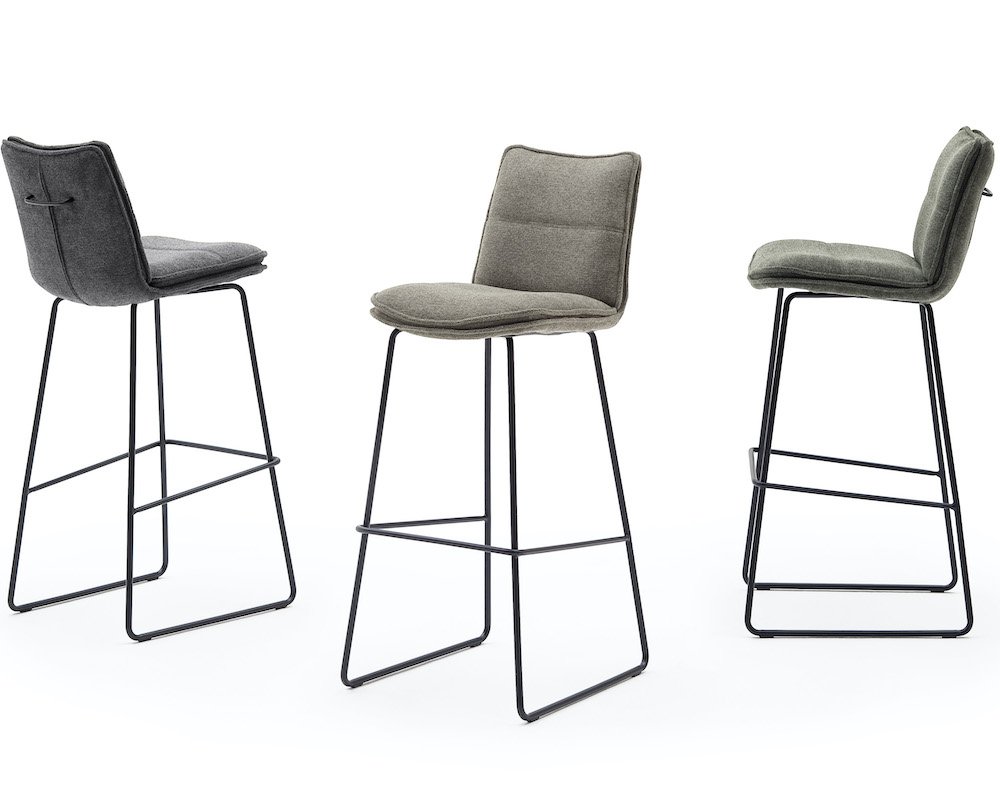 Lot de 2 chaises de bar design HALSOU tissu cappuccino et pieds métal laqué noir