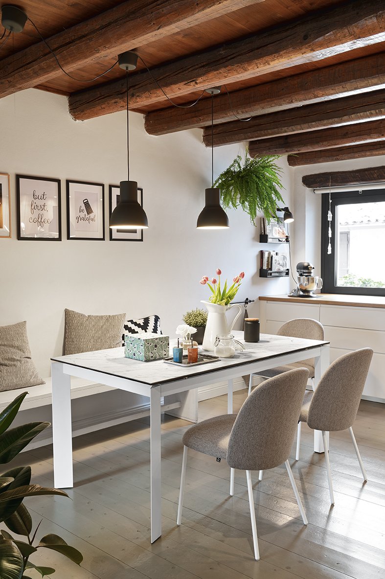 Table extensible BARON 220cm pieds métal triangulaire 