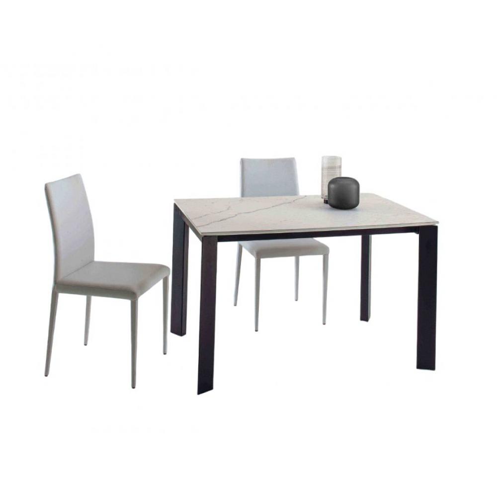 Table 6 couverts TEOREMA extensible 120 à 180cm pieds métal graphite plateau céramique calacatta gold