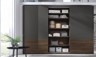 Armoire 3 portes coulissantes frange inférieure 296,2x240 caisse Legend façade Legend Pizzara Laquée