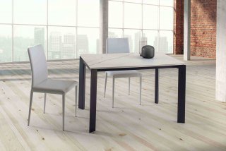 Table 14 couverts TEOREMA extensible 160 à 310cm pieds métal graphite plateau céramique calacatta gold